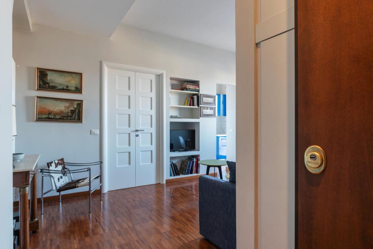 Bright With Views Of San Pietro